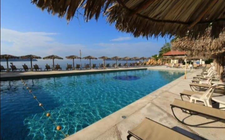 Suite Frente Al Mar En Torres Gemelas Acapulco Bagian luar foto