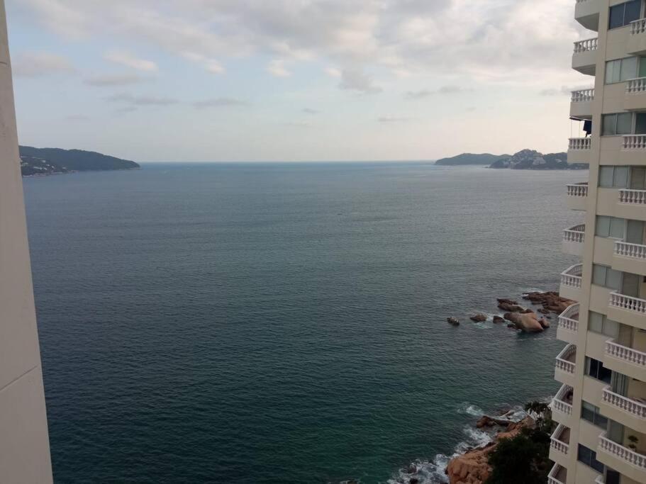 Suite Frente Al Mar En Torres Gemelas Acapulco Bagian luar foto