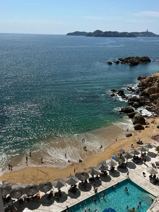 Suite Frente Al Mar En Torres Gemelas Acapulco Bagian luar foto
